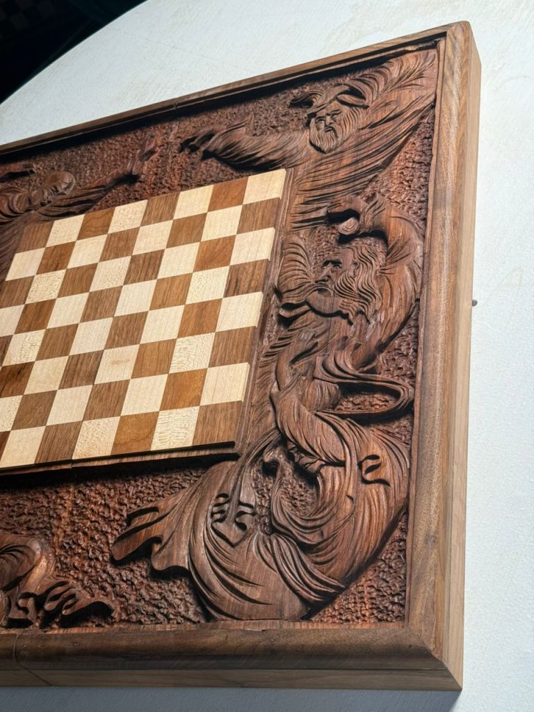 بهترین تخته نردهای دور منبت عمیق چوب گردو