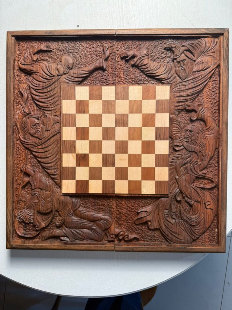 بهترین تخته نردهای دور منبت عمیق چوب گردو